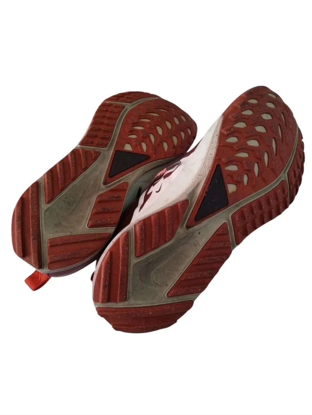 Nike React Pegasus Trail 4 Sneaker Shoes Womens 9.5 in Dark Pony Picante Red